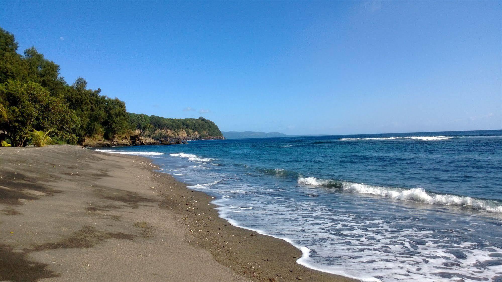Friendly Beach Looukeureus Exterior photo