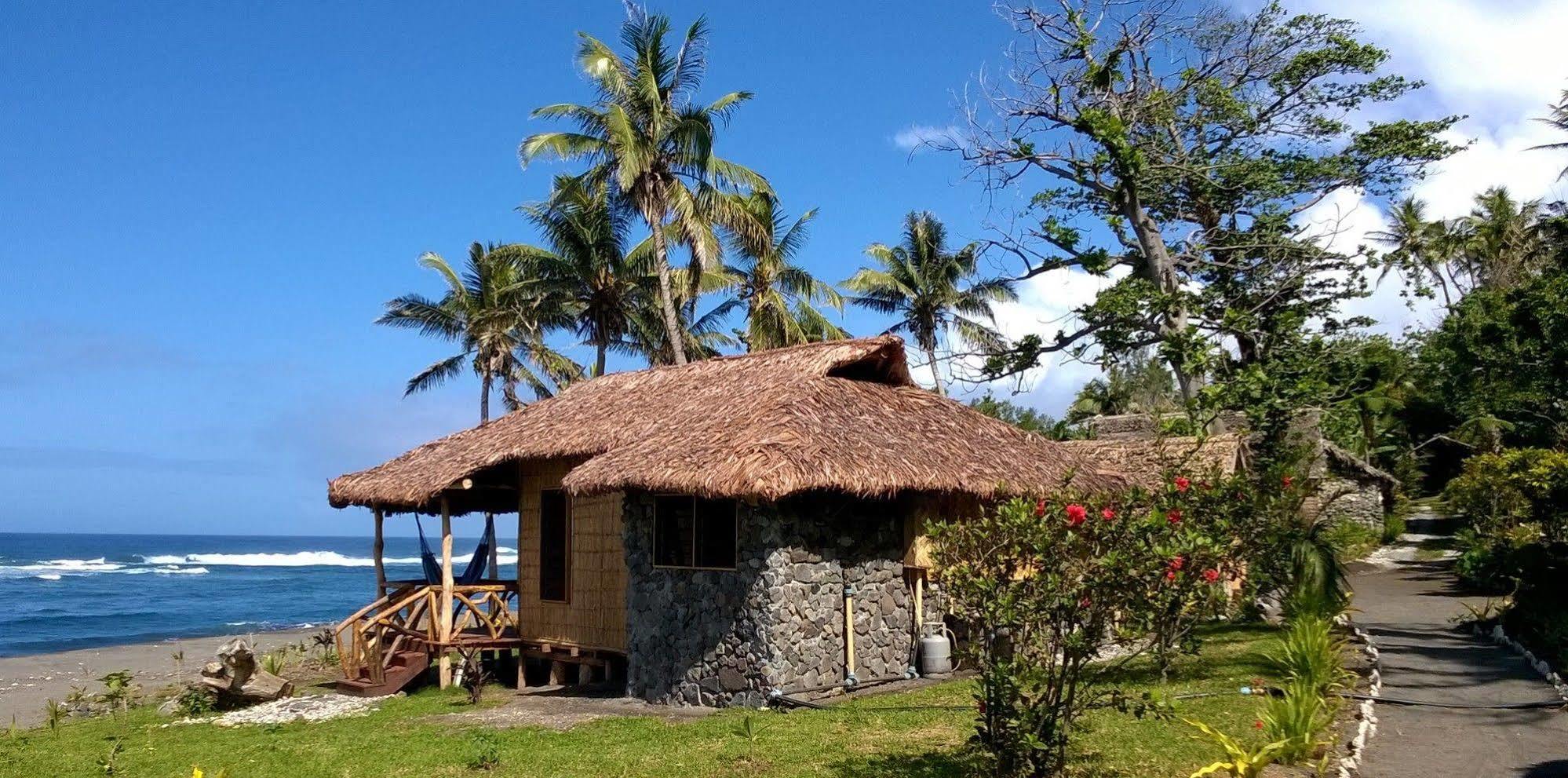 Friendly Beach Looukeureus Exterior photo